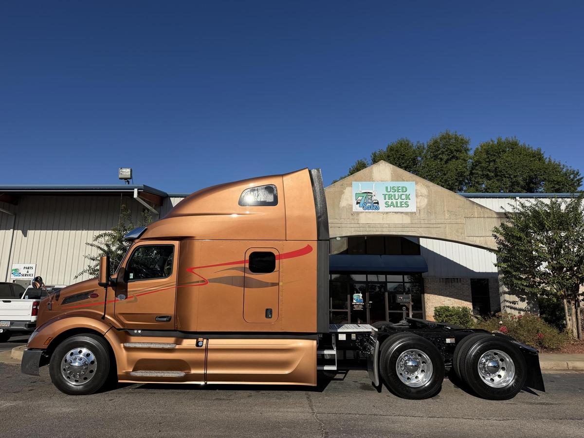 2022 Peterbilt 579